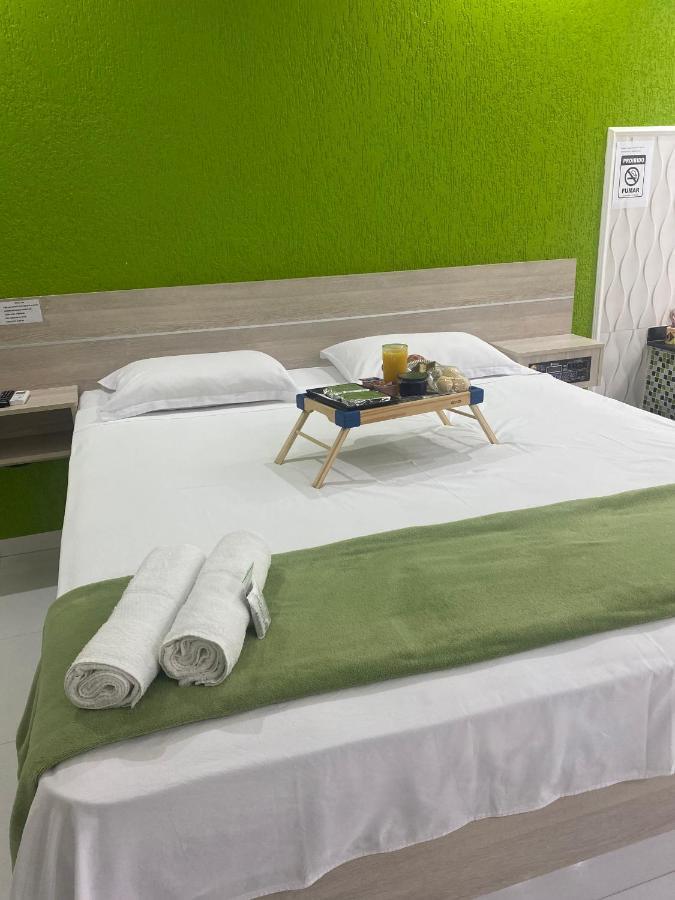 Hotel E Pousada Isis サン・ペードロ エクステリア 写真