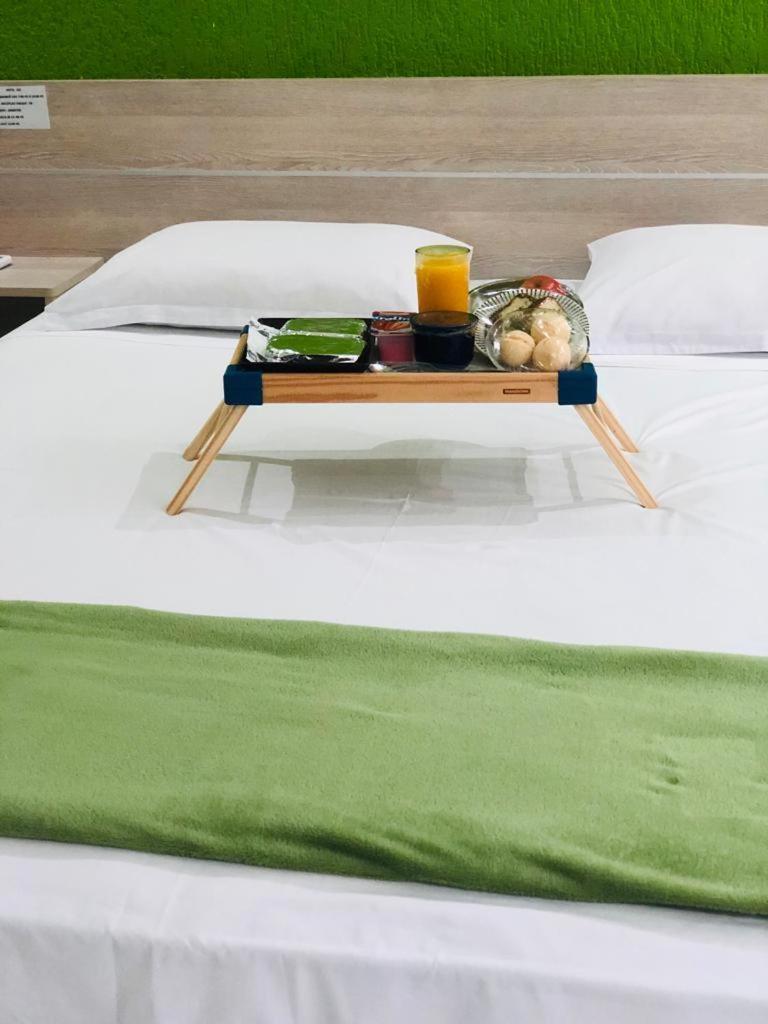 Hotel E Pousada Isis サン・ペードロ エクステリア 写真